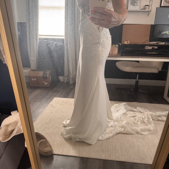 NEVER WORN WAITOMO WEDDING DRESS SIZE 10 - Picture 6 of 11